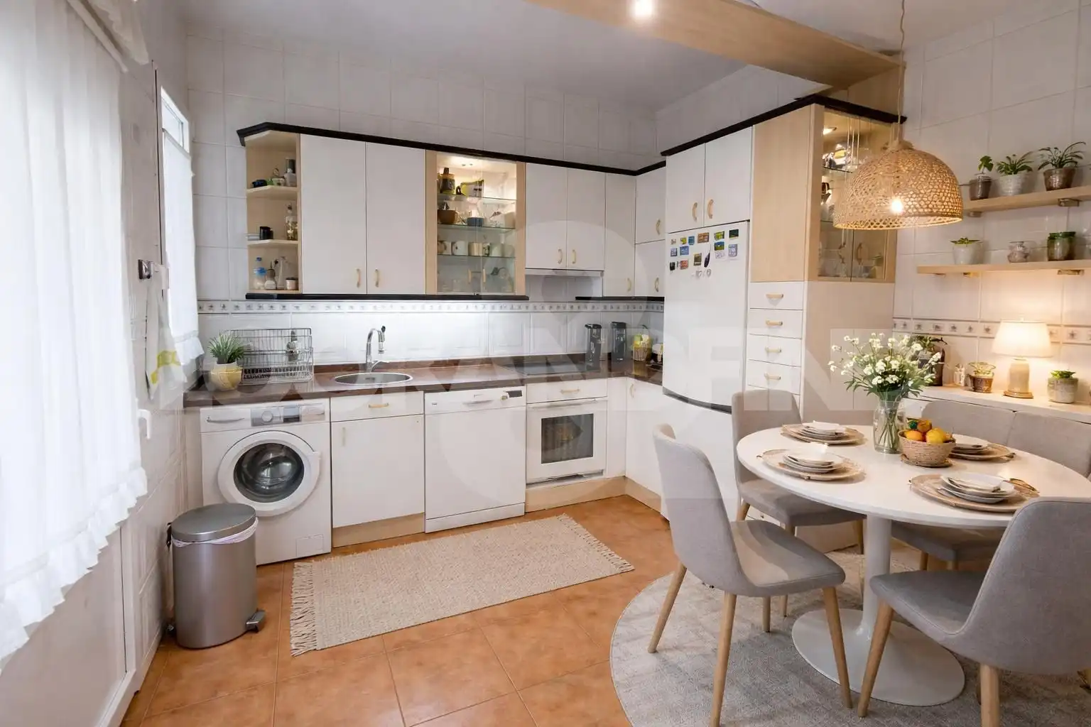 Cuina de Casa o xalet en venda en Bilbao  amb Calefacció, Jardí privat i Terrassa