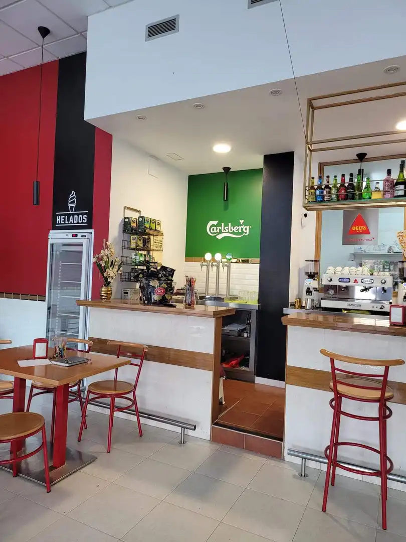 Commercial properties for transfer in Torredembarra  with Air Conditioner, Heating and Terrace
