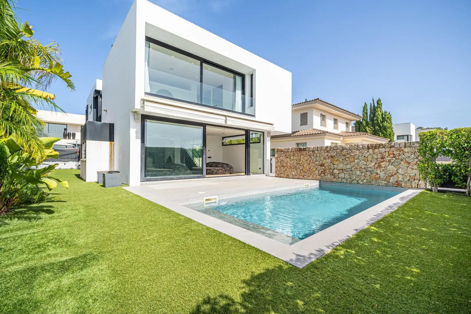 Vista exterior de Casa o xalet en venda en  Palma de Mallorca amb Aire condicionat, Calefacció i Jardí privat