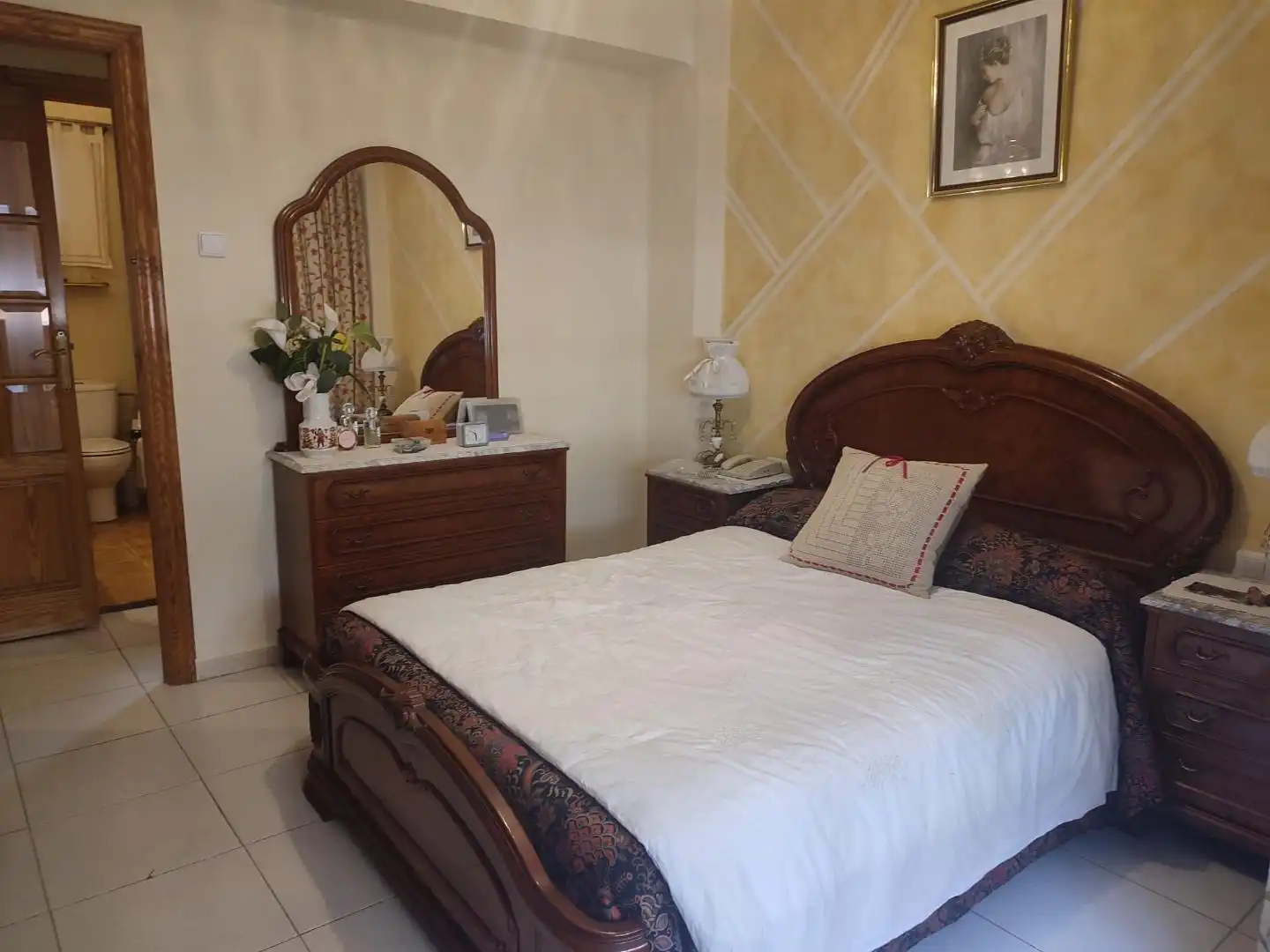 Bedroom of Flat for sale in Valencia