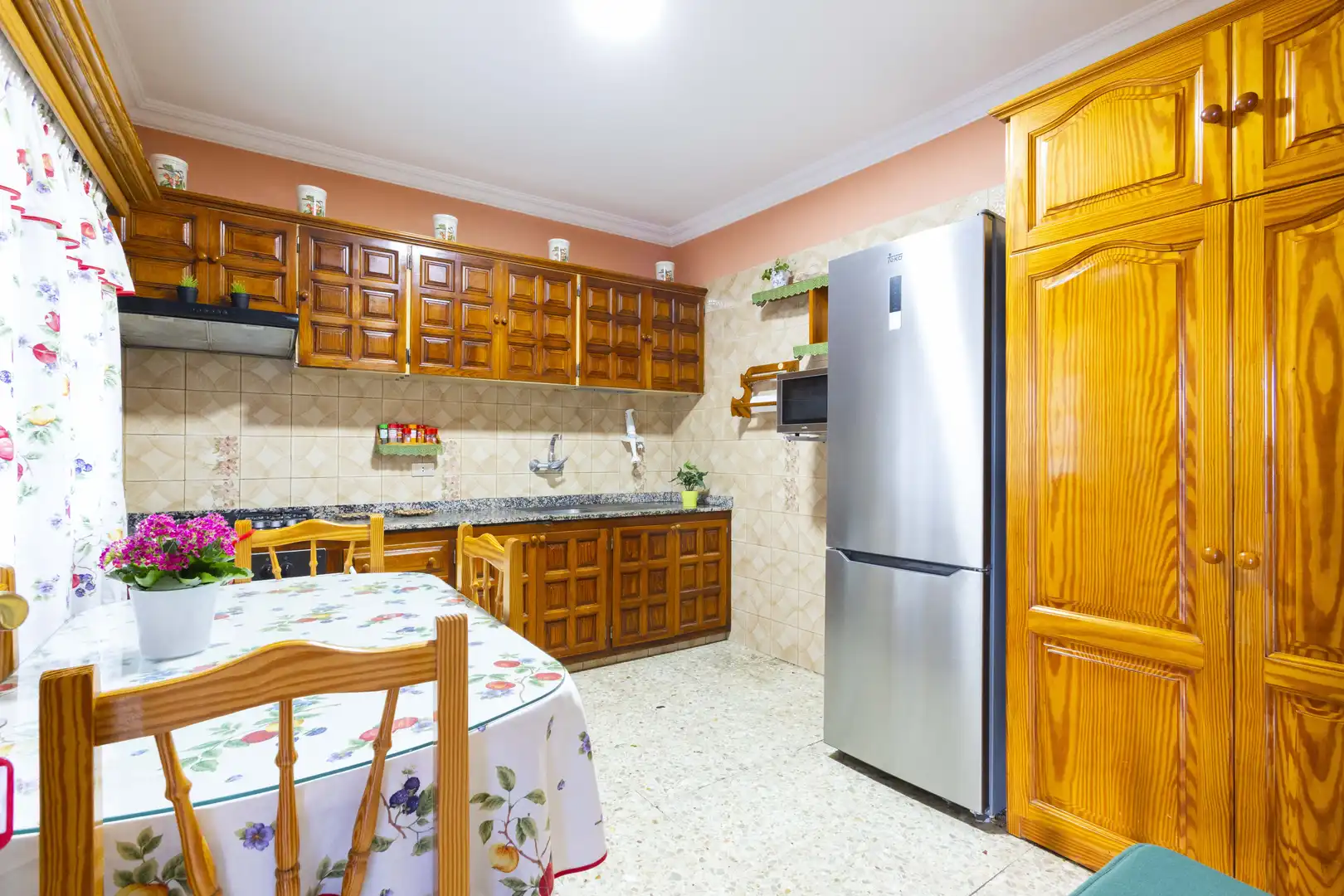 Cocina de Casa adosada en venta en Los Realejos con Jardín privado y Terraza
