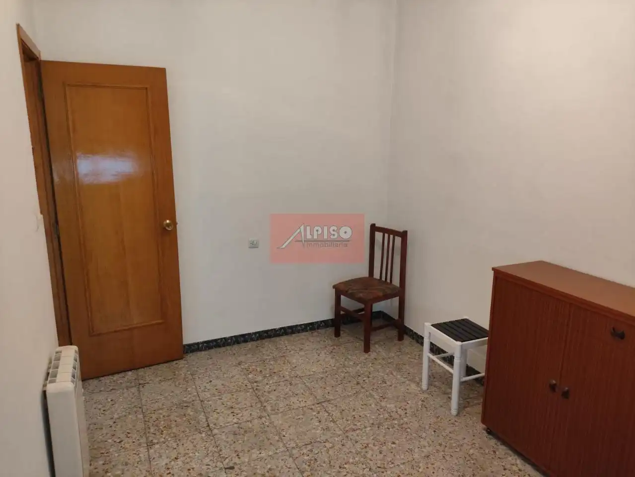 Flat for sale in Ourense Capital   with Heating, Storage room and Furnished