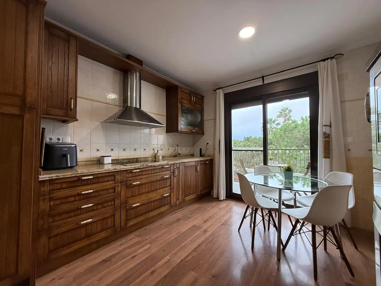Cuina de Àtic en venda en San Pedro del Pinatar amb Aire condicionat, Jardí privat i Terrassa