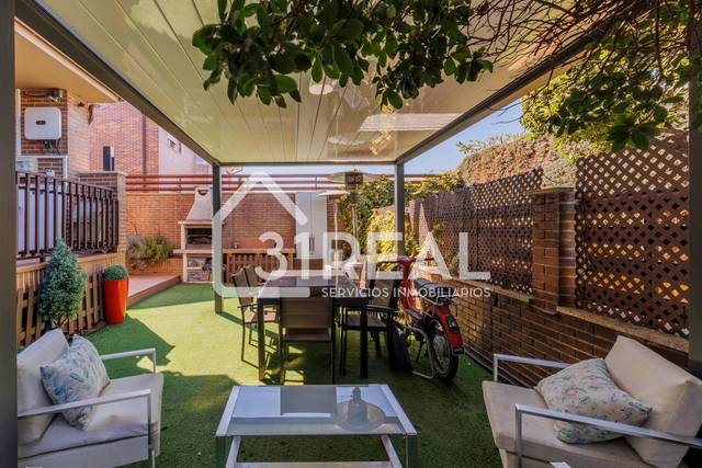 Casa-chalet en Venta en  CIRCE en Canillejas