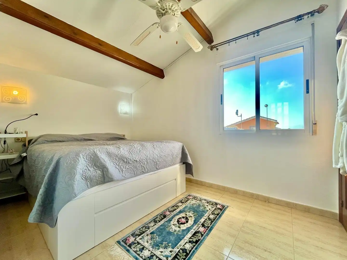 Dormitori de Casa o xalet en venda en Orihuela amb Calefacció, Piscina i Moblat