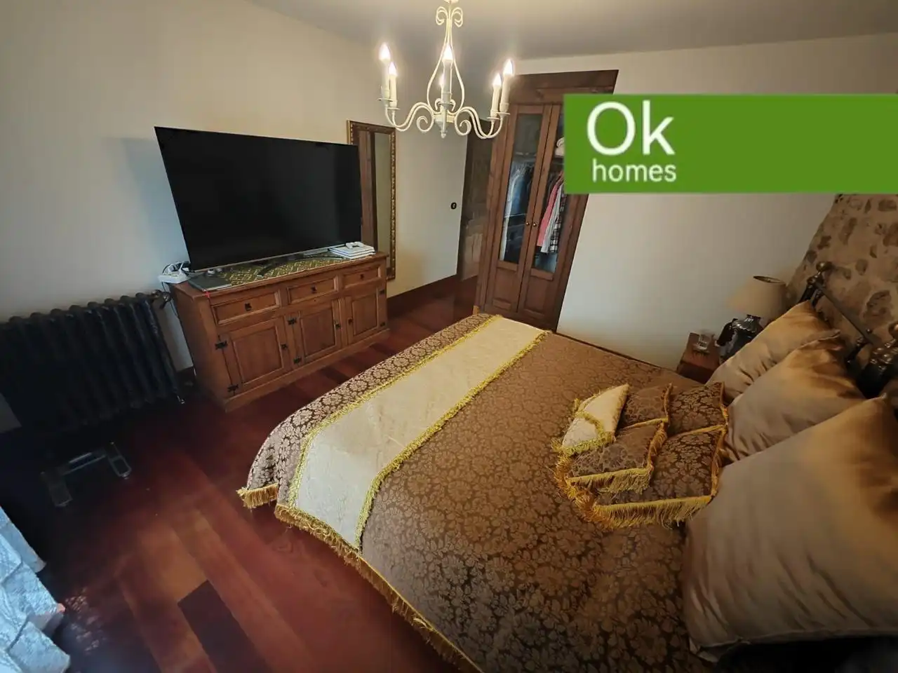 Schlafzimmer von Country house zum Verkauf in Sobrado (A Coruña) mit Heizung, Privatgarten und Parkett