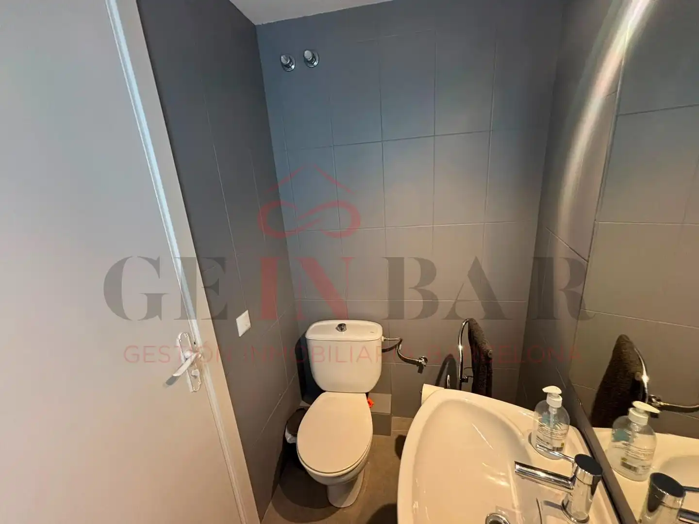 Bany de Àtic en venda en Sant Andreu de Llavaneres amb Aire condicionat, Calefacció i Jardí privat