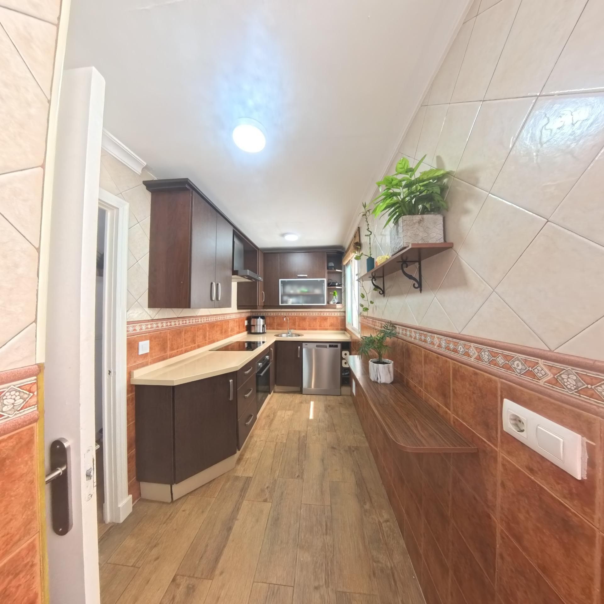 Kitchen of Flat for sale in San Fernando  with Air Conditioner and Heating