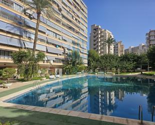 Piscina de Pis en venda en Alicante / Alacant amb Aire condicionat i Terrassa