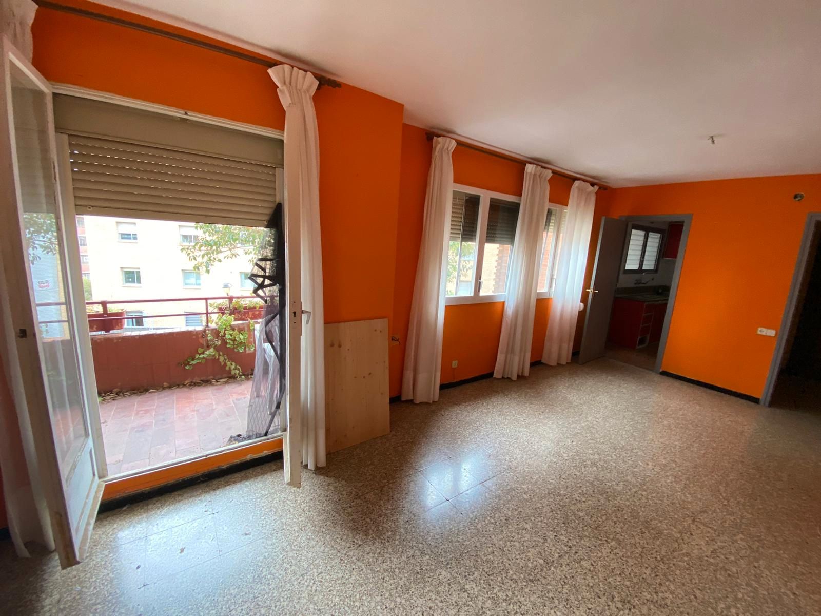 Living room of Flat for sale in  Barcelona Capital  with Balcony