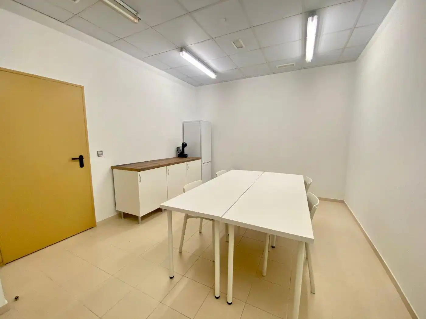 Büro zur Miete in Museros