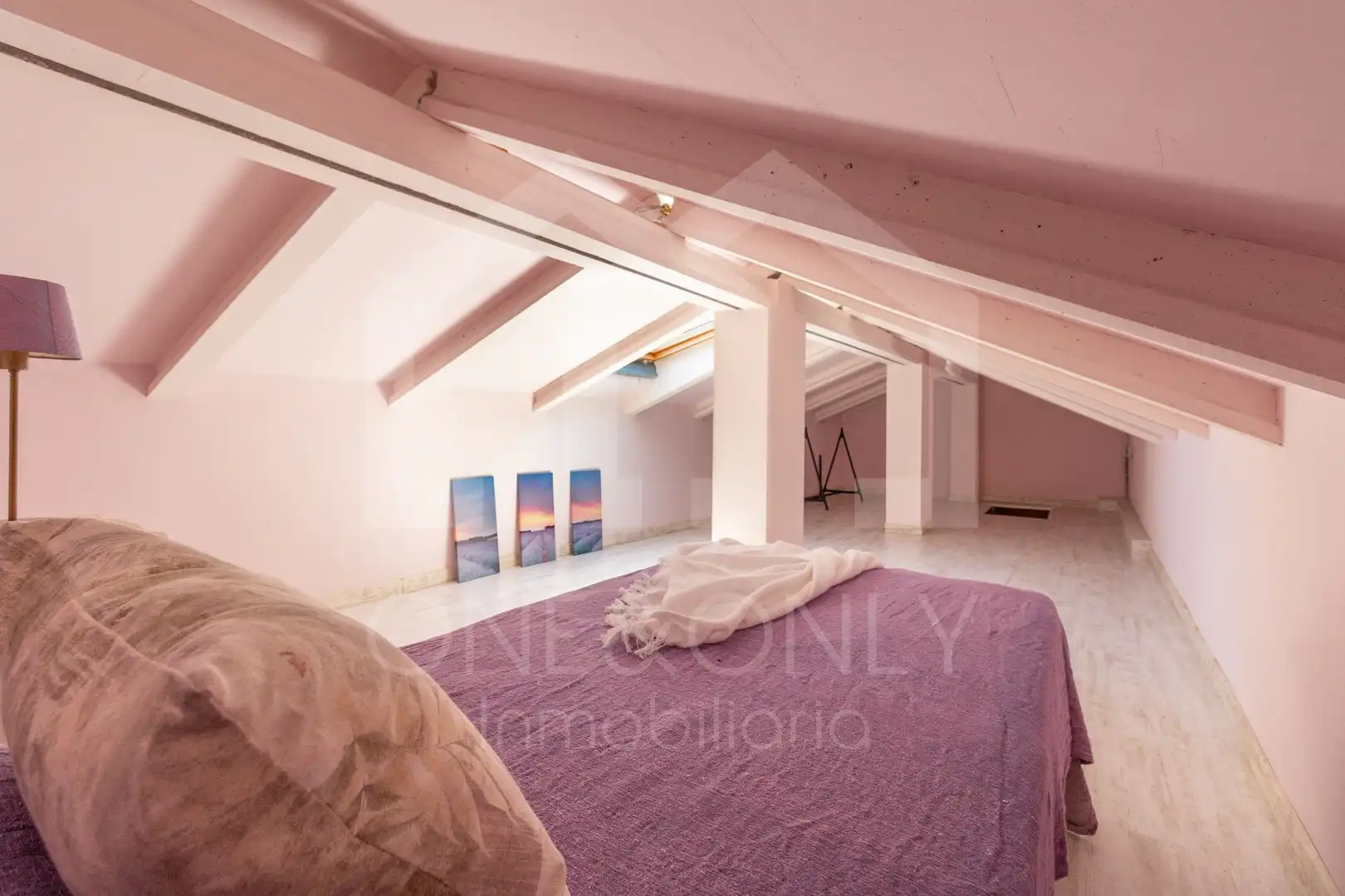 Dormitori de Casa o xalet en venda en Mont-roig del Camp amb Aire condicionat, Calefacció i Jardí privat