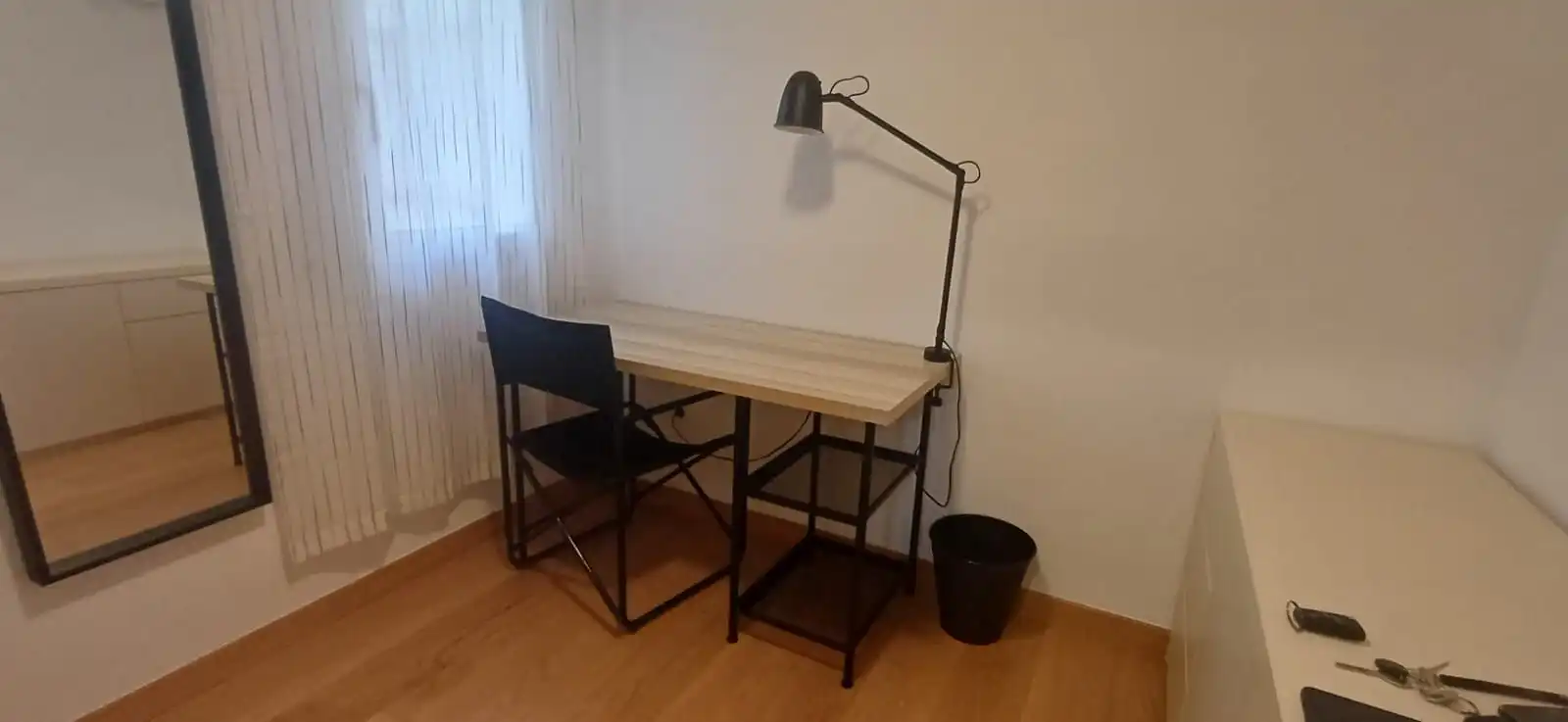 Schlafzimmer von Wohnung zur Miete in Lleida mit Klimaanlage, Heizung und Terrasse