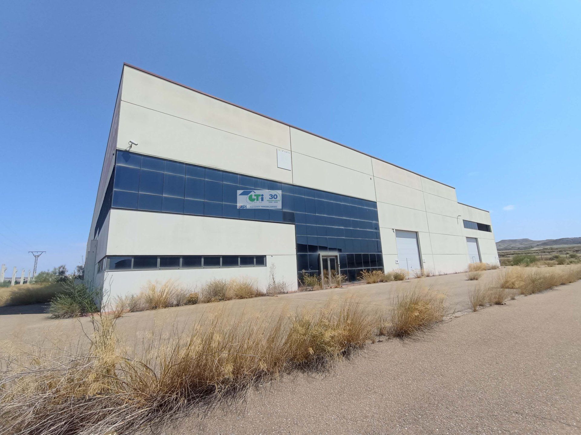 Exterior view of Industrial buildings for sale in Leciñena