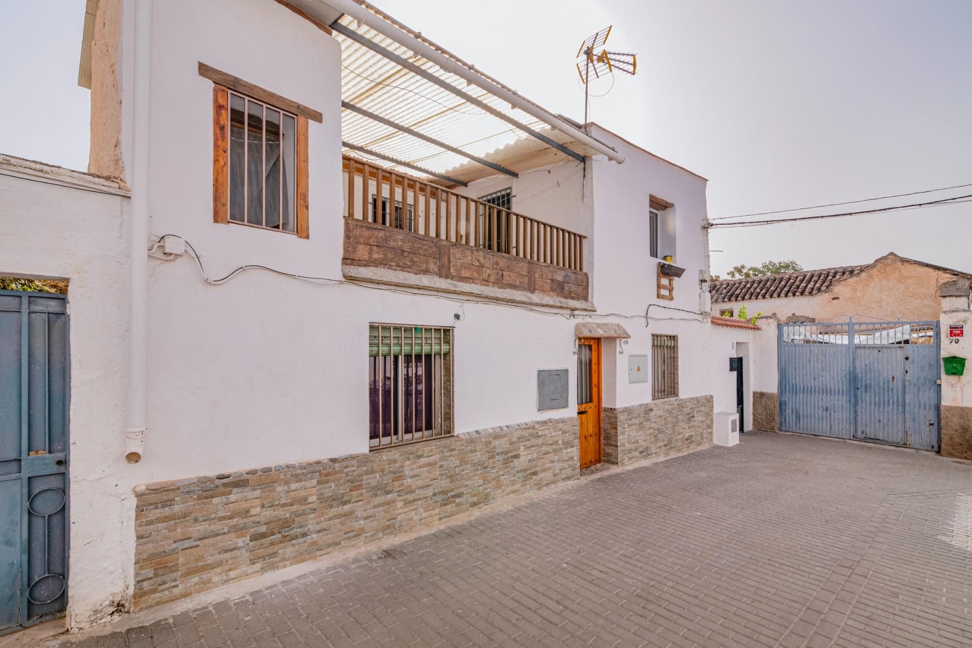 Exterior view of Country house for sale in Gójar