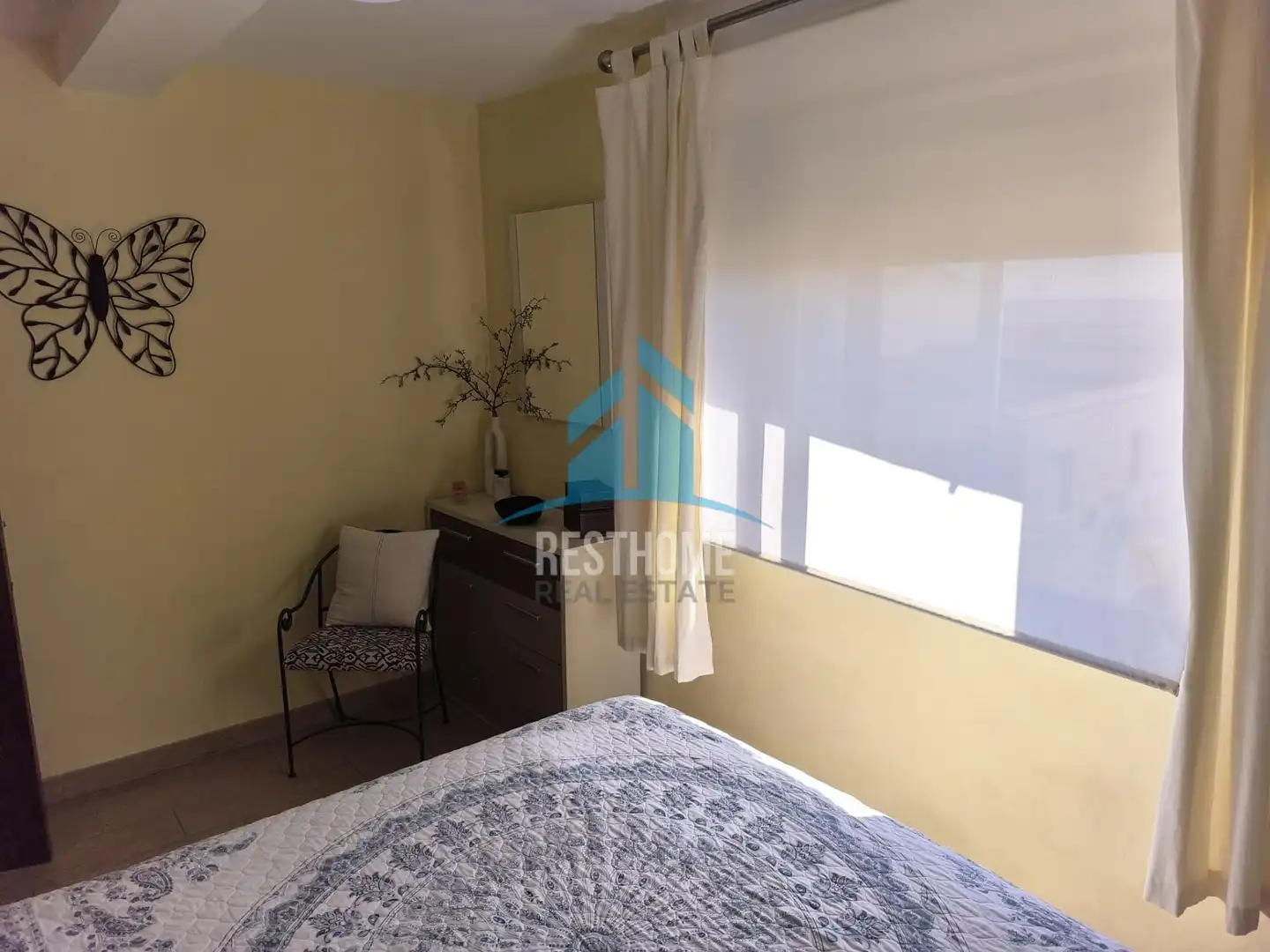 Habitación de Piso en venta en Tavernes de la Valldigna con Amueblado y Balcón