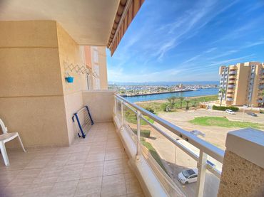Apartament amb piscina en venda a Calle G 5A