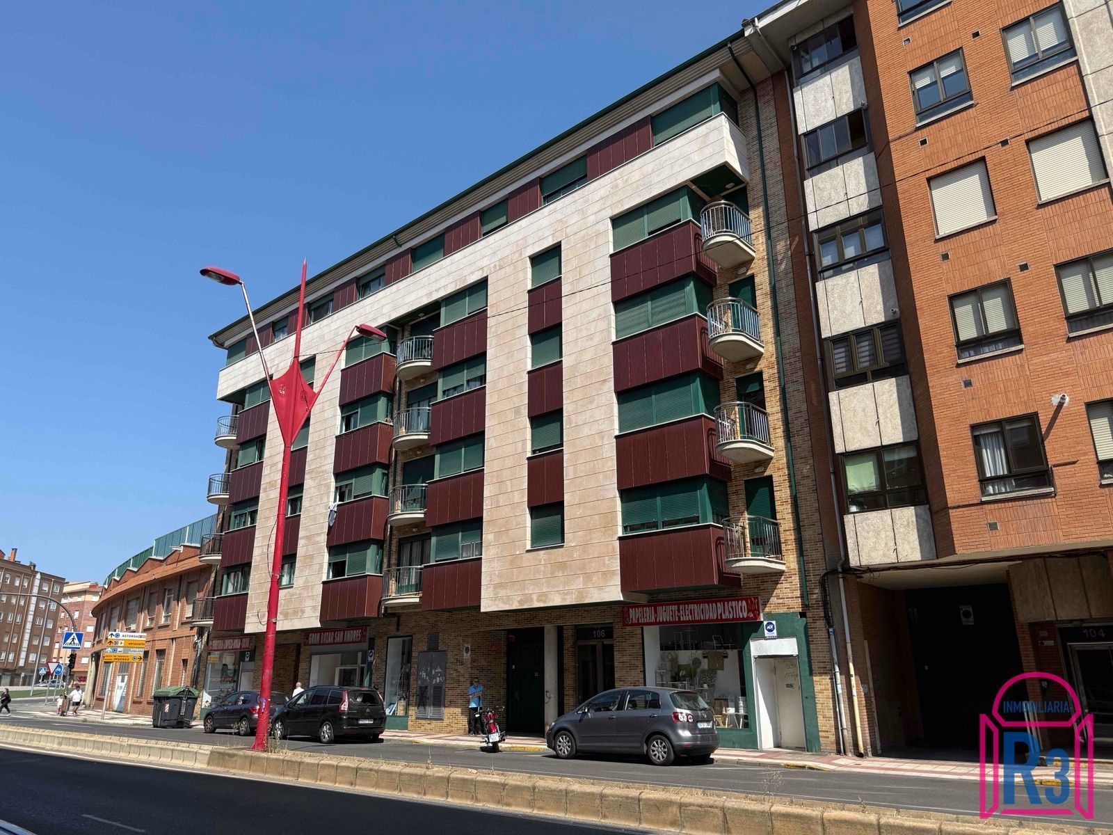 Vista exterior de Apartament de lloguer en San Andrés del Rabanedo amb Calefacció, Terrassa i Traster