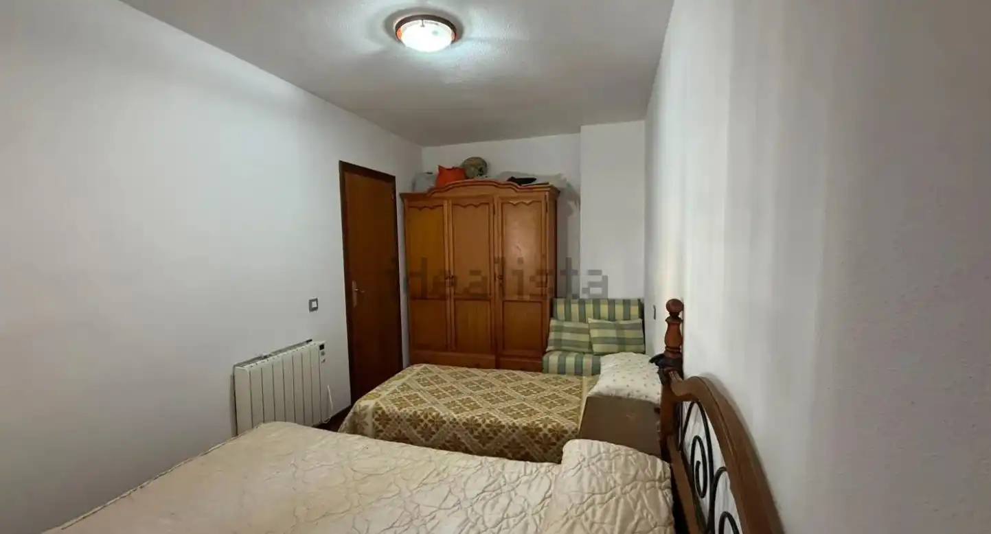 Bedroom of Apartments for sale in Canfranc  with Heating, Parquet flooring and Storage room