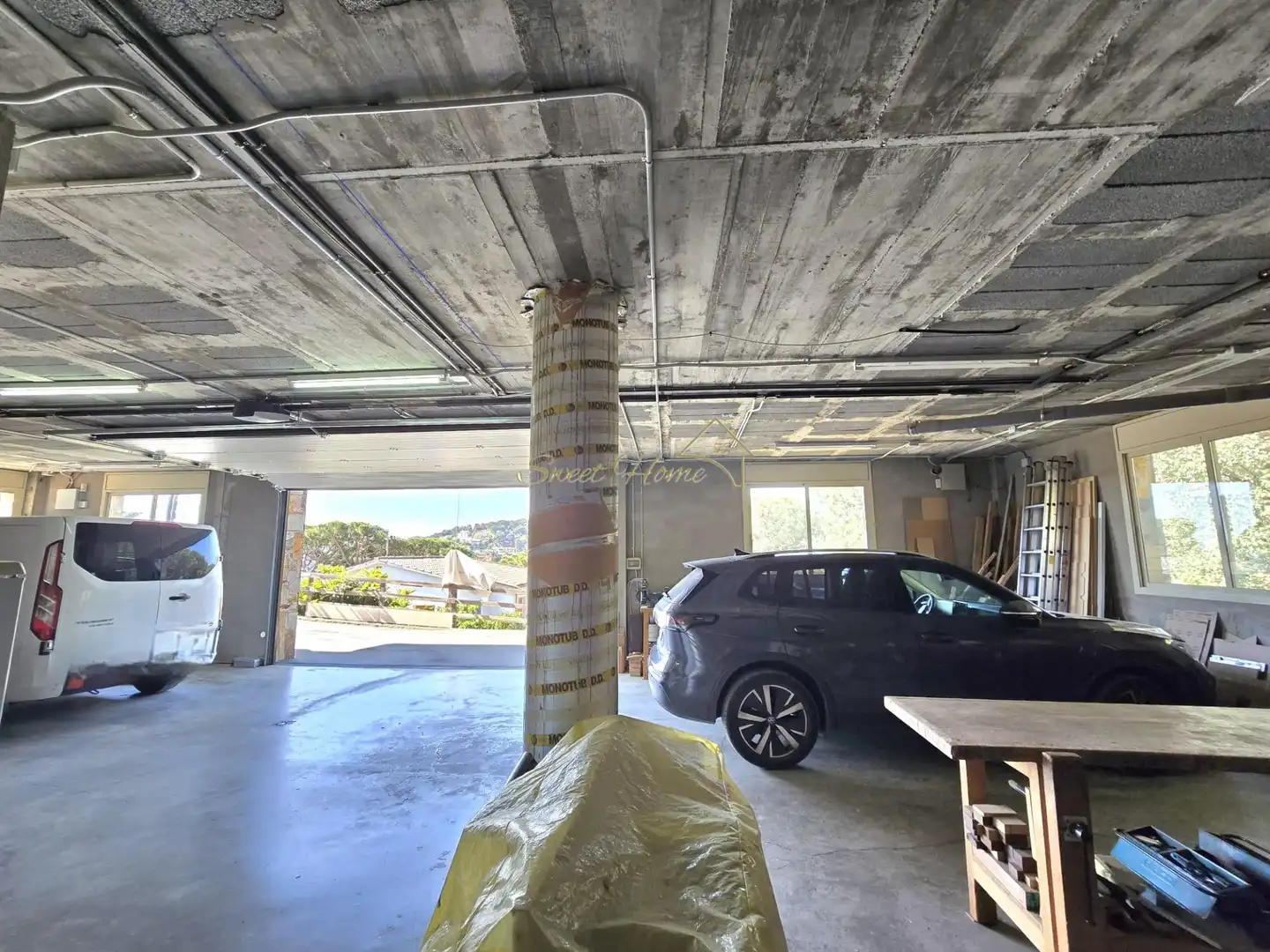 Parking of Houses for sale in Cabrils  with Air Conditioner, Heating and Private garden