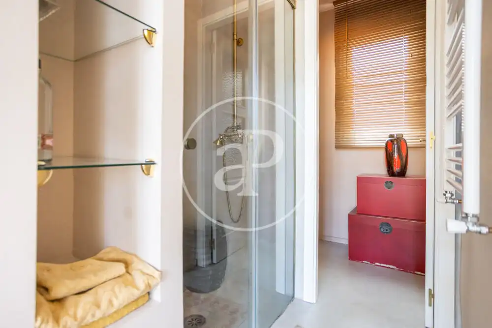 Baño de Piso de alquiler en Alfafar con Aire acondicionado, Calefacción y Terraza