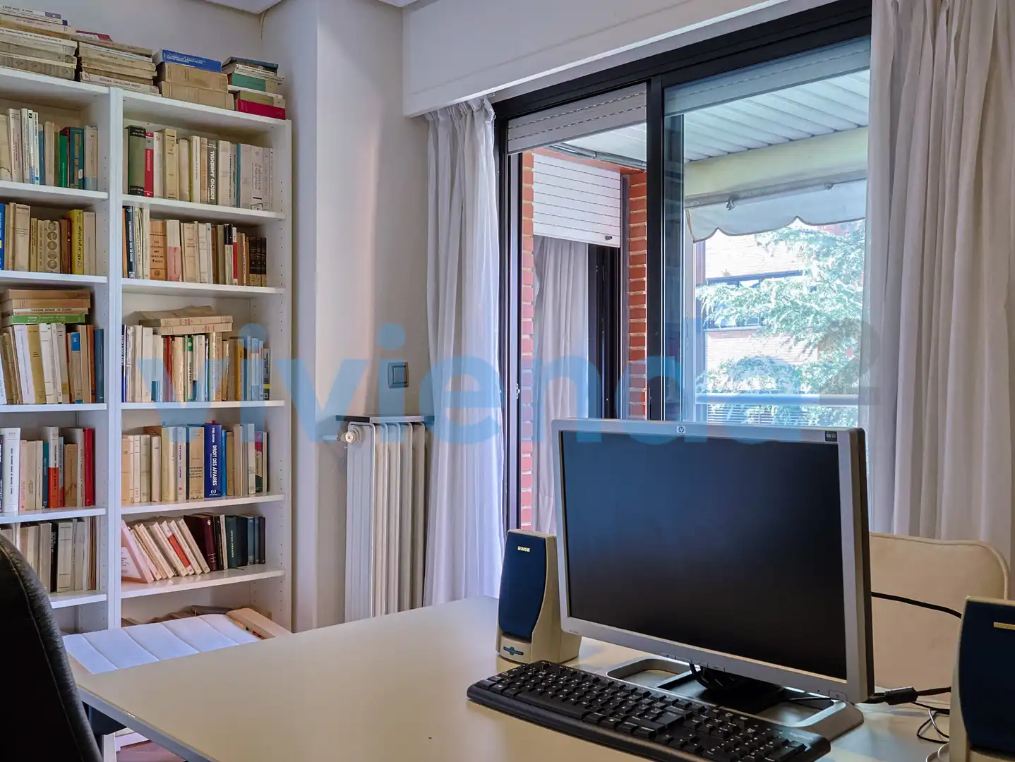 Flat for sale in Madrid  with Air Conditioner, Terrace and Swimming Pool