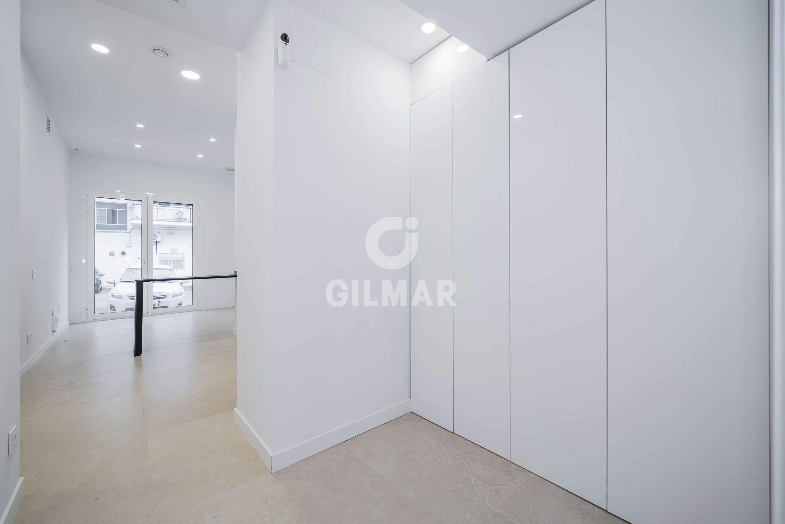 Flat for sale in  Madrid Capital  with Heating