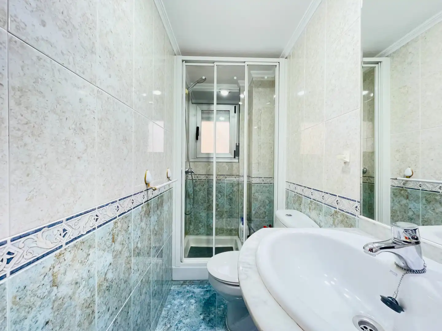 Baño de Piso en venta en Zaragoza con Aire acondicionado, Calefacción y Terraza