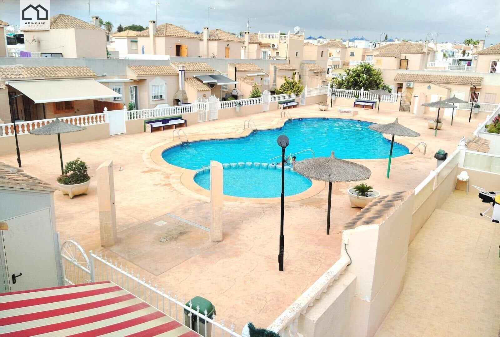 Swimming pool of House or chalet for sale in Torrevieja  with Storage room and Community pool
