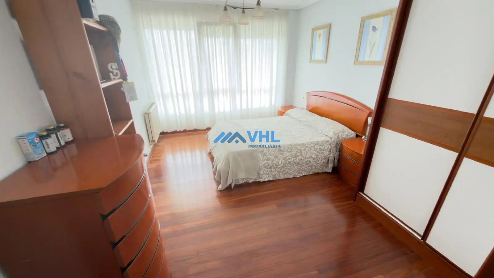 Habitación de Piso de alquiler en Castro-Urdiales con Calefacción, Terraza y Amueblado