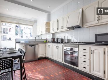 Flat with balcony to rent in Extramurs