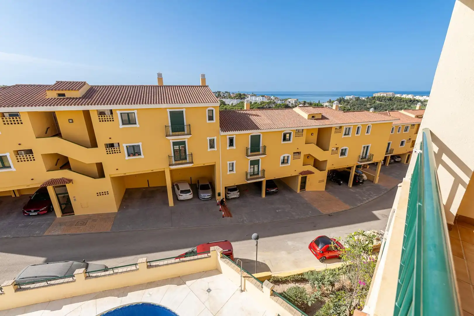 Vista exterior de Apartamento en venta en Benalmádena con Aire acondicionado, Calefacción y Jardín privado