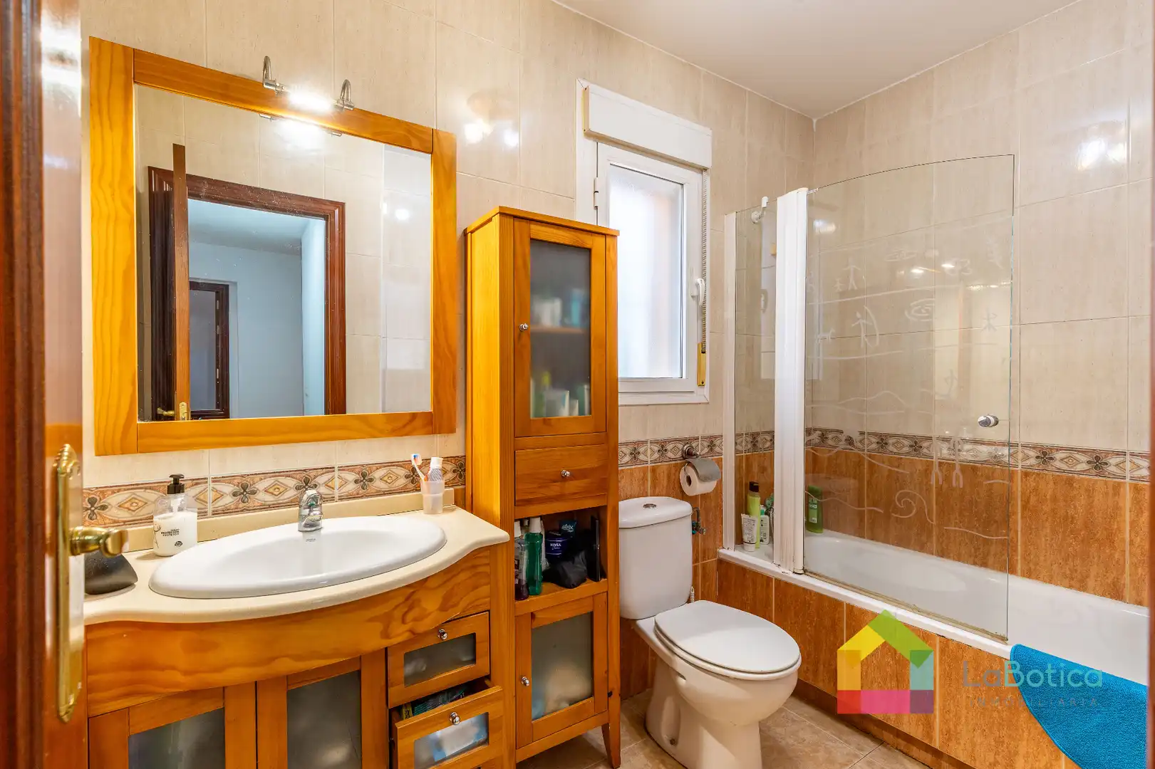 Badezimmer von Haus oder Chalet zum Verkauf in Burguillos de Toledo mit Klimaanlage, Heizung und Terrasse