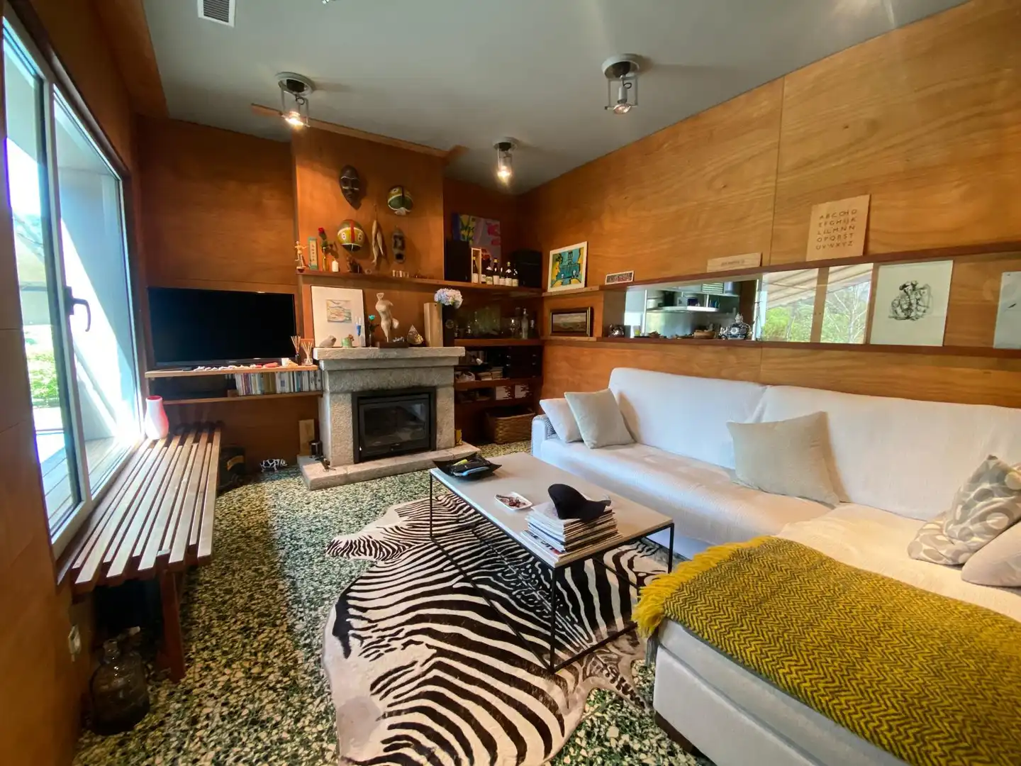 Sala d'estar de Casa o xalet en venda en Leiro amb Aire condicionat, Calefacció i Jardí privat