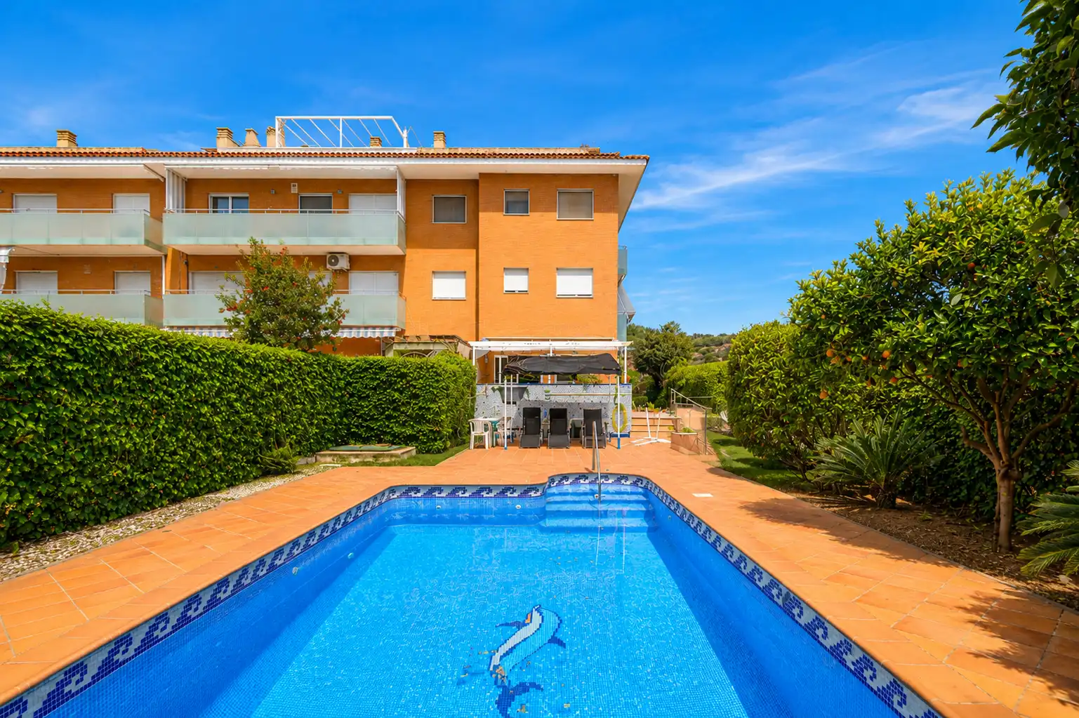 Ground floor with pool for sale in Carrer Illes Canàries