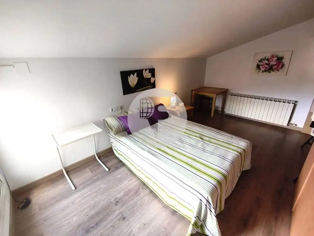 Dormitori de Dúplex en venda en Terrassa amb Aire condicionat, Calefacció i Terrassa