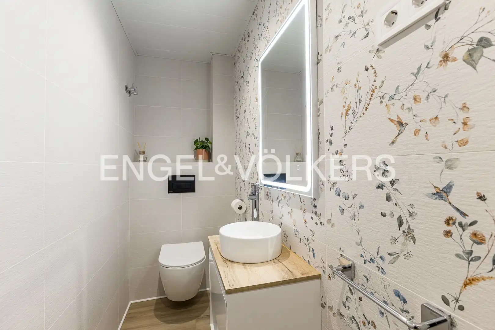Baño de Casa o chalet en venta en Vilanova i la Geltrú con Aire acondicionado, Calefacción y Terraza