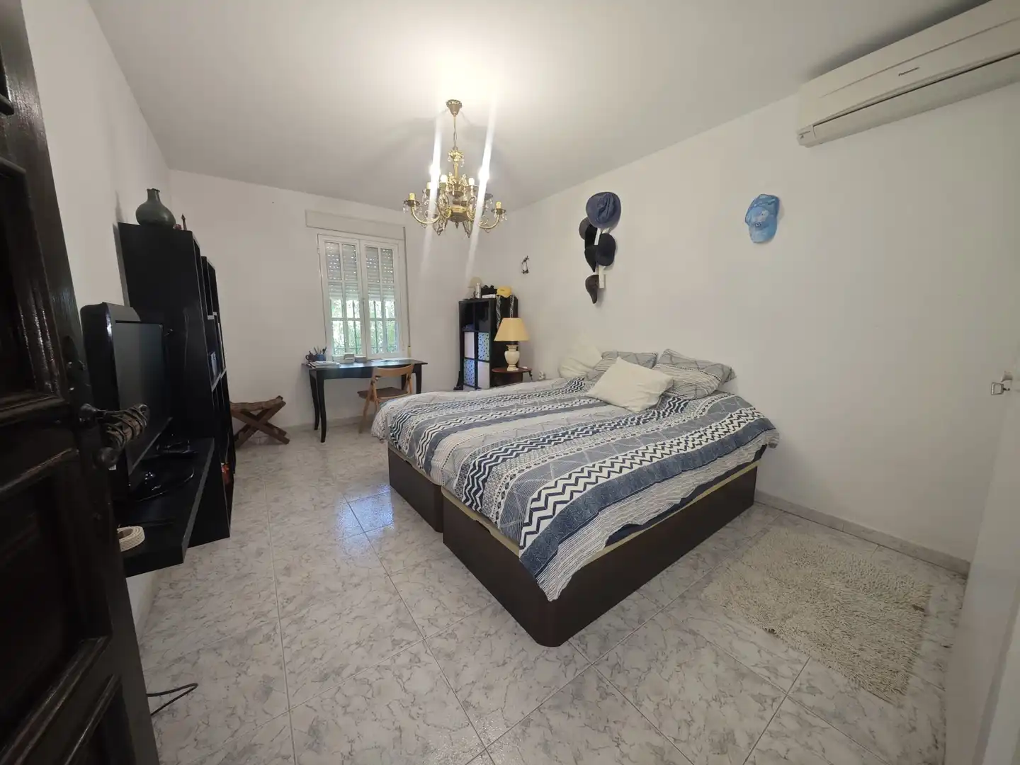 Habitación de Casa o chalet en venta en Alhaurín El Grande con Jardín privado, Terraza y Piscina