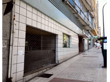 Locale commerciale in vendita a Calle de la Cámara