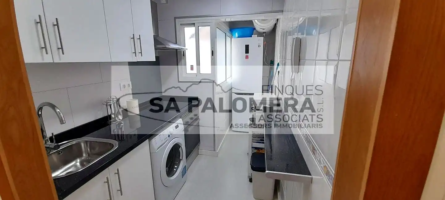 Kitchen of Flat for sale in Blanes  with Air Conditioner, Parquet flooring and Balcony