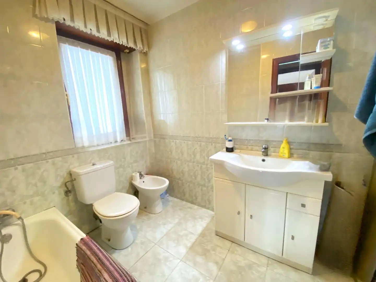 Baño de Casa o chalet en venta en Castro-Urdiales con Calefacción y Piscina comunitaria