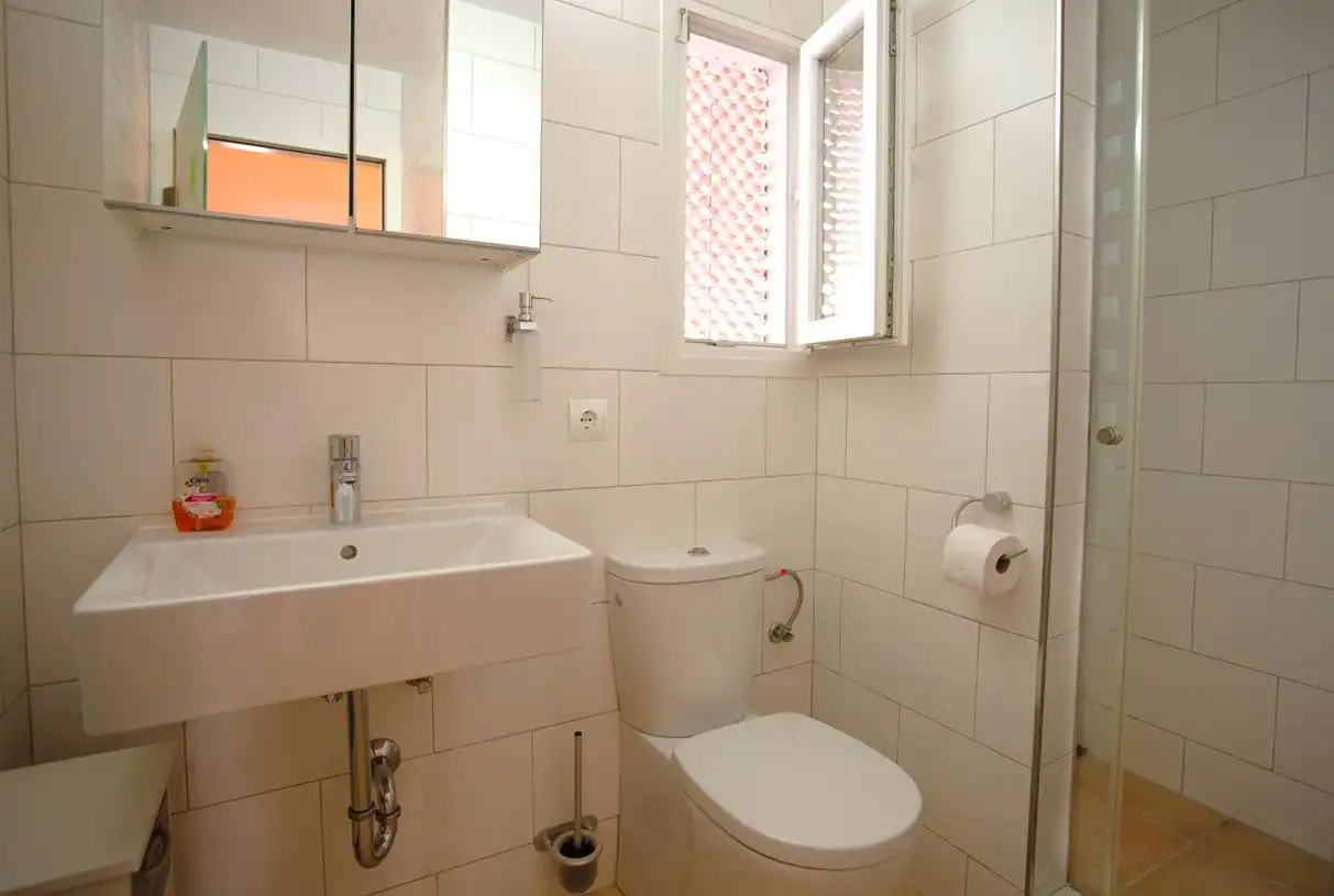 Baño de Casa o chalet en venta en Sant Josep de sa Talaia con Aire acondicionado, Calefacción y Jardín privado
