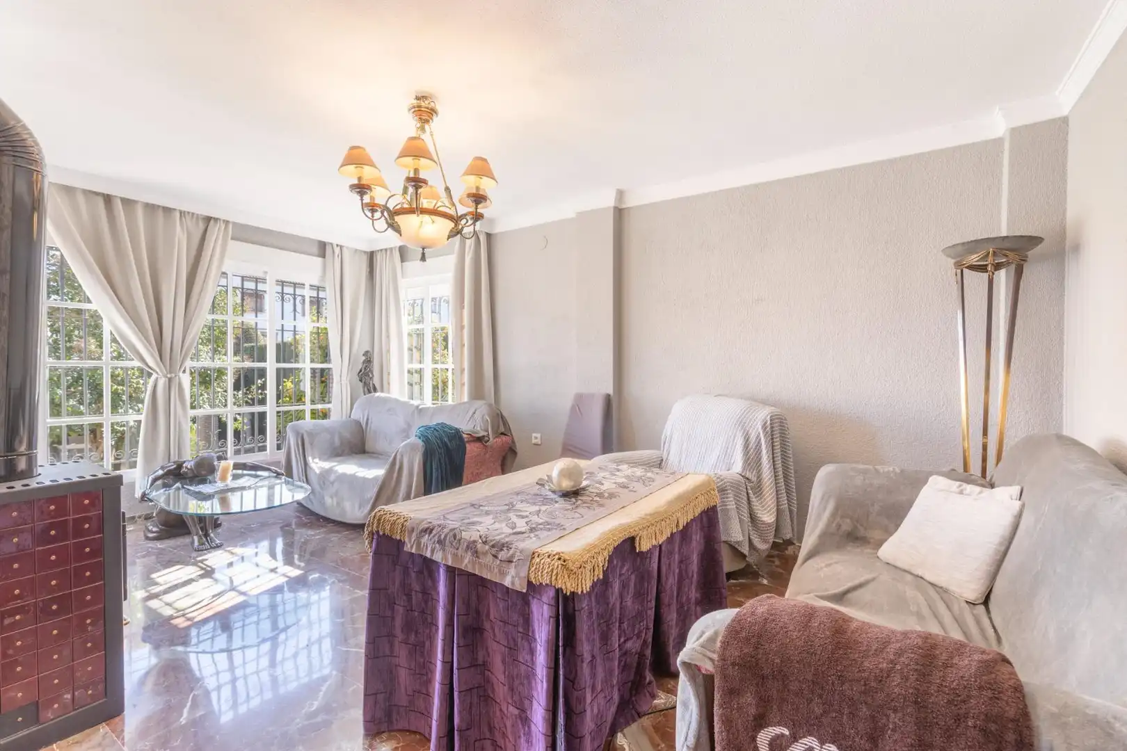 Sala d'estar de Casa o xalet en venda en La Zubia amb Aire condicionat, Calefacció i Jardí privat