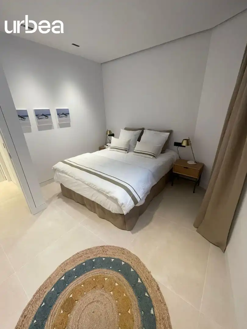 Dormitori de Dúplex en venda en Málaga amb Aire condicionat, Calefacció i Jardí privat