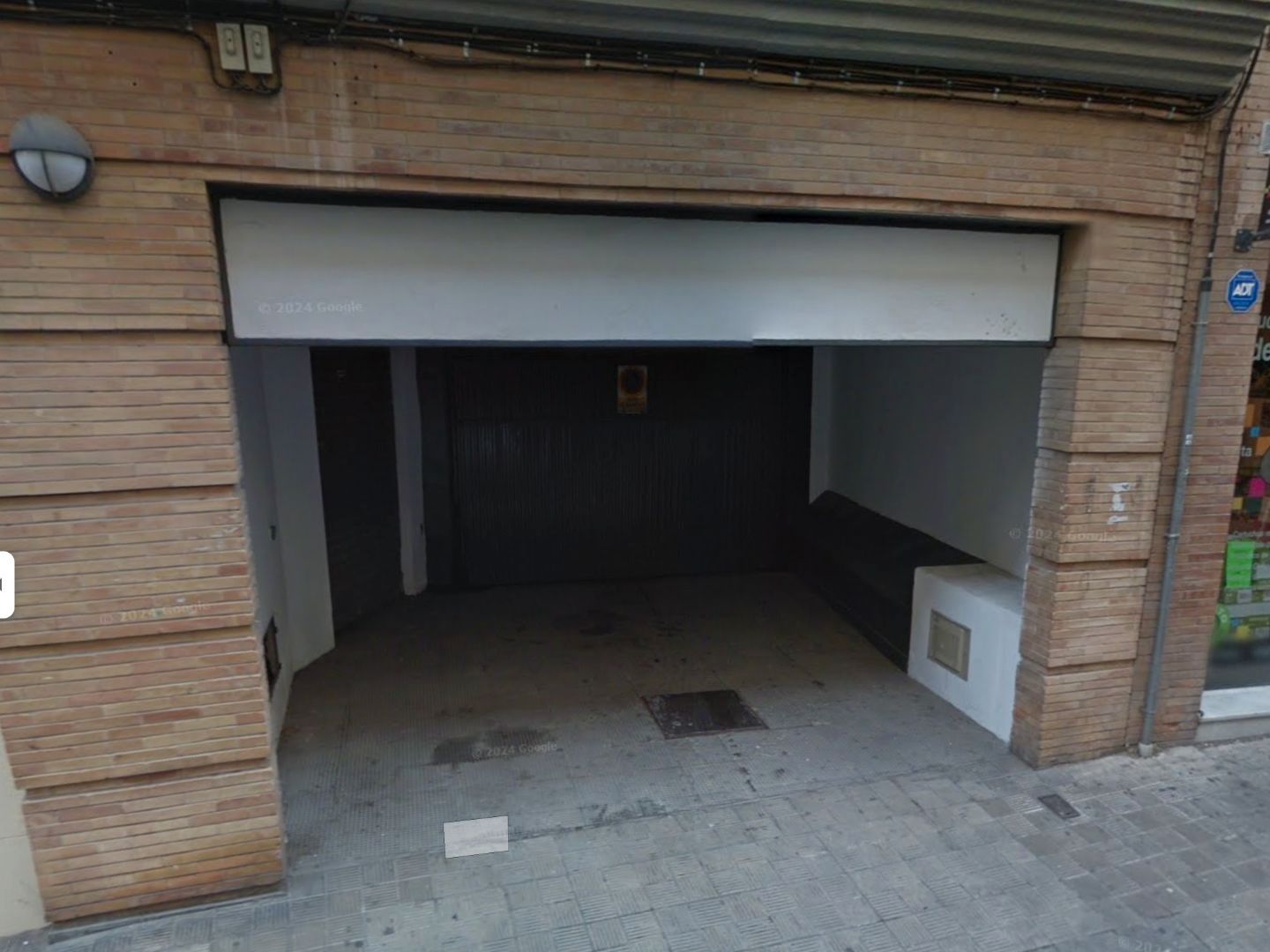 Parkplatz von Garage miete in Dos Hermanas