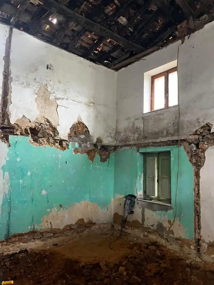 Casa o xalet en venda en Oviedo  amb Calefacció i Jardí privat