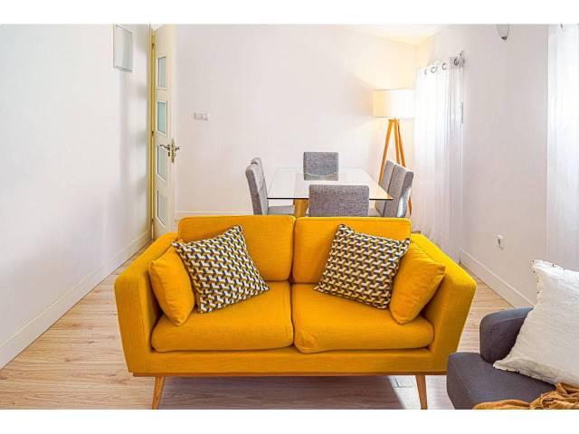 Piso en Venta en Calle Isabel ´La Católica´ en Palacio