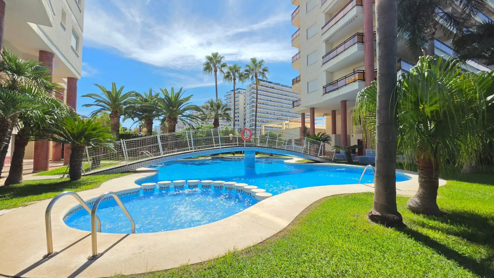 Mini appartamento con piscina in vendita a Playa de Gandia