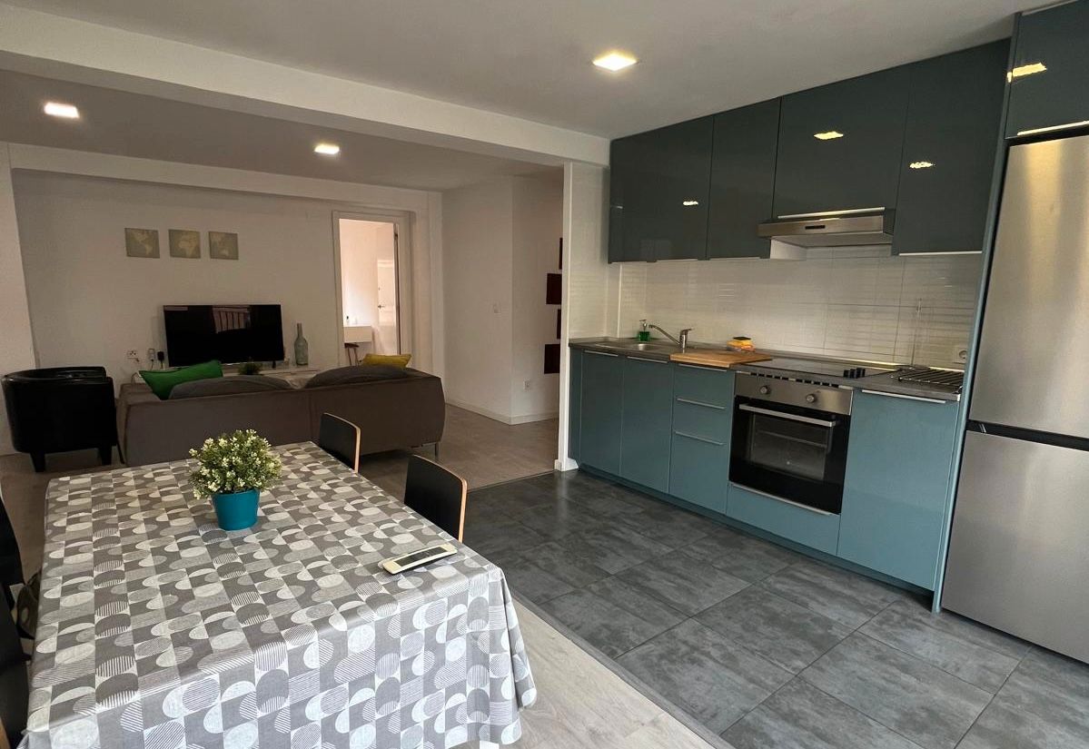 Cuina de Apartament de lloguer en  Valencia Capital amb Aire condicionat, Calefacció i Parquet