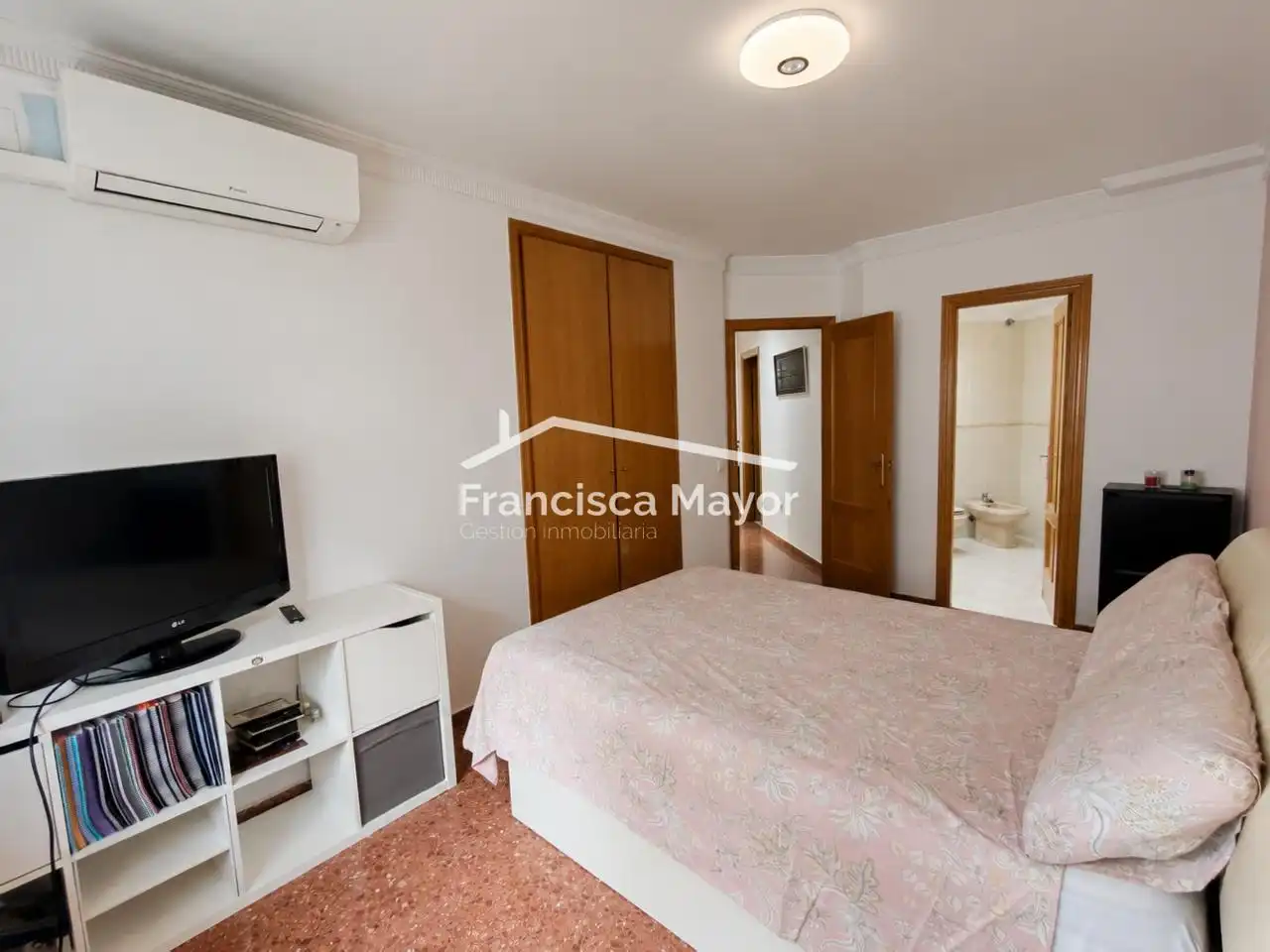 Sala d'estar de Pis en venda en Valencia amb Aire condicionat, Terrassa i Balcó